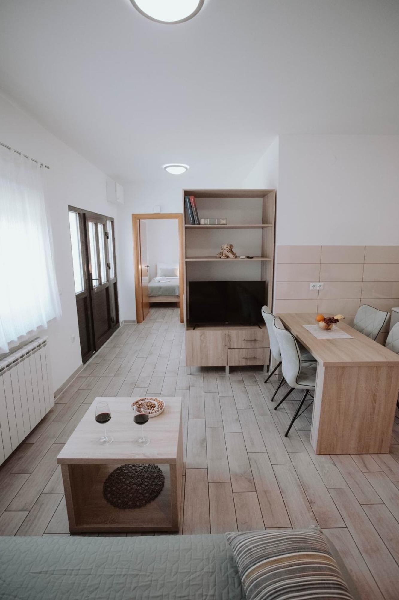 Apartments Peric - Zupanja Eksteriør bilde