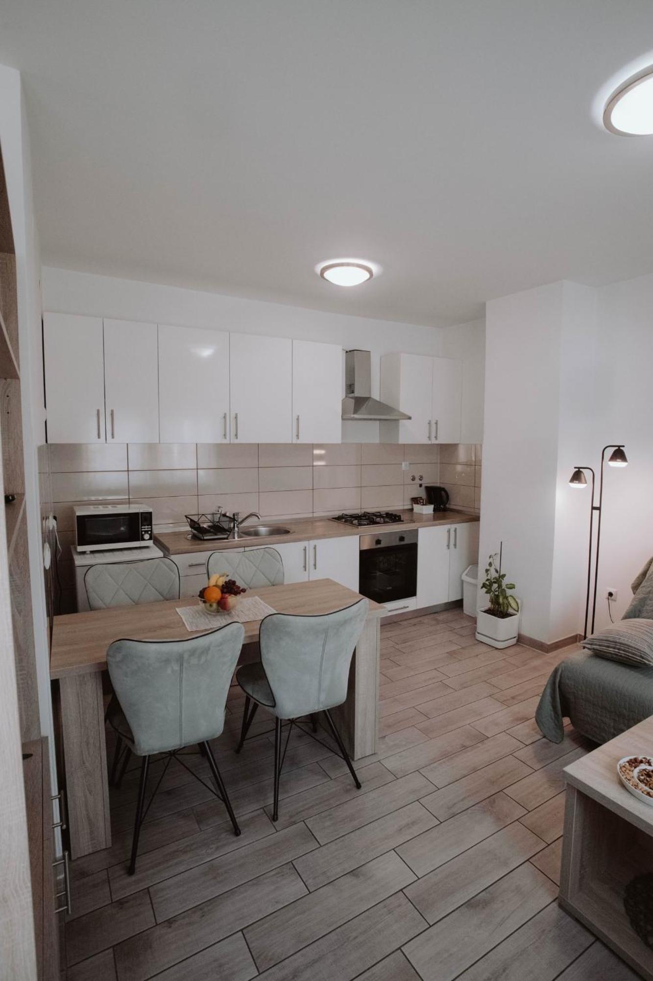 Apartments Peric - Zupanja Eksteriør bilde