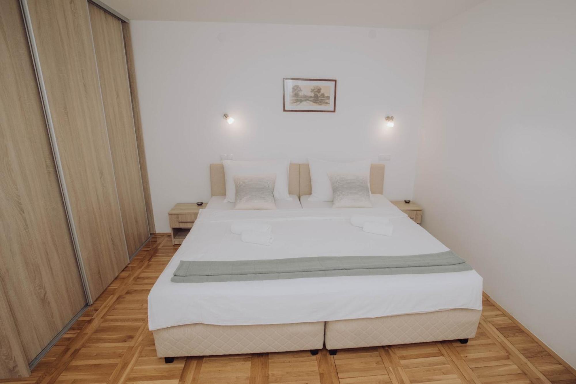 Apartments Peric - Zupanja Eksteriør bilde
