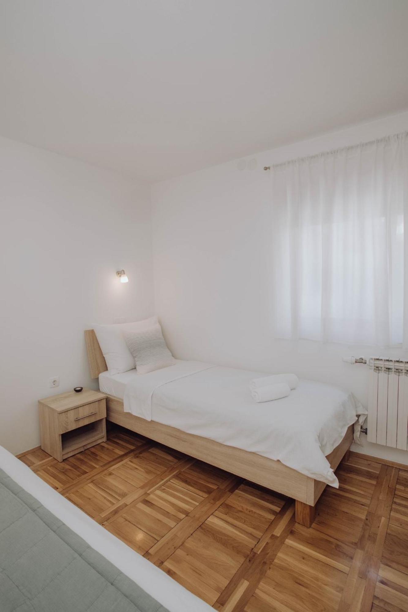 Apartments Peric - Zupanja Eksteriør bilde